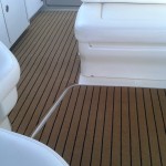 Searay Sundancer teak black carpet